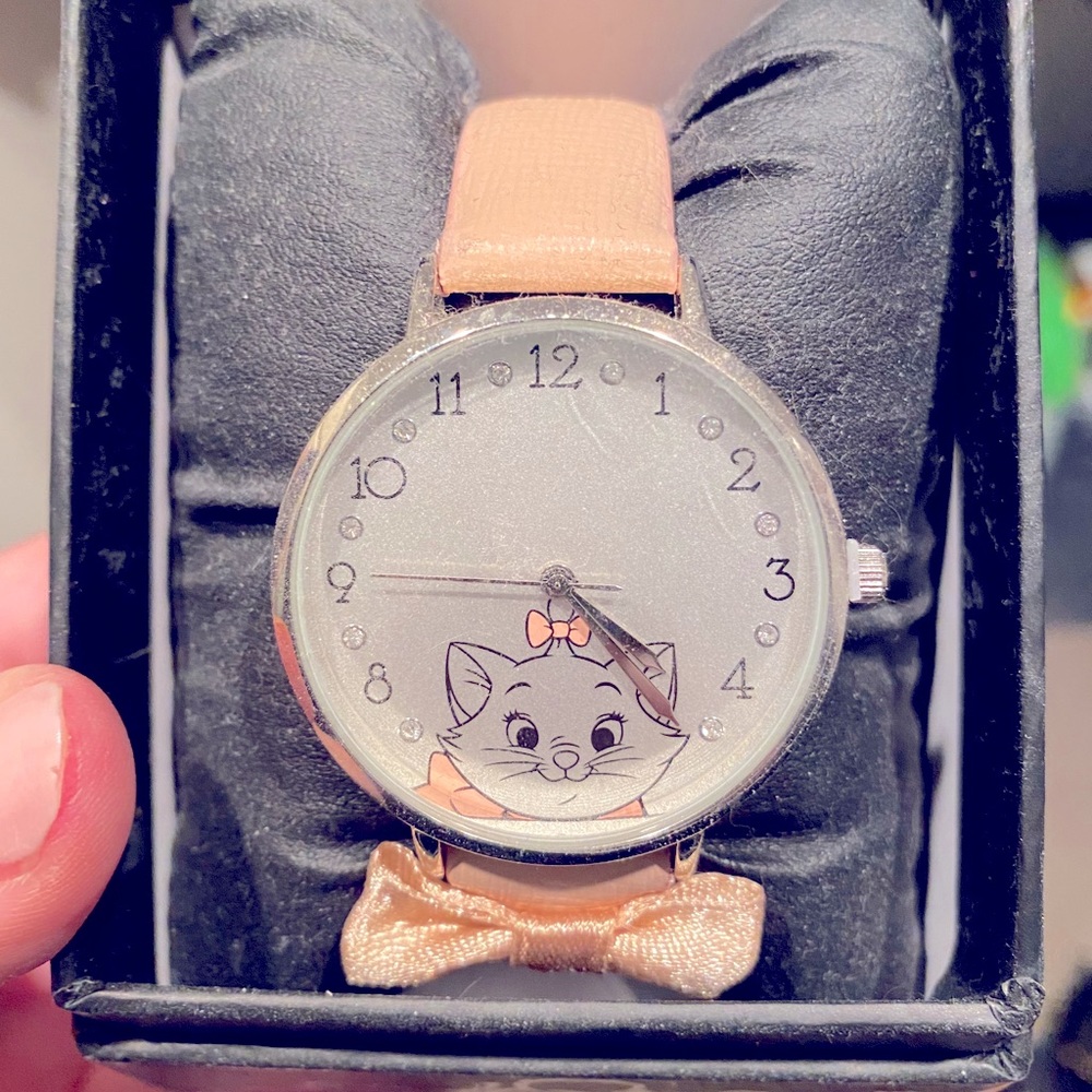 DISNEY Marie Watch